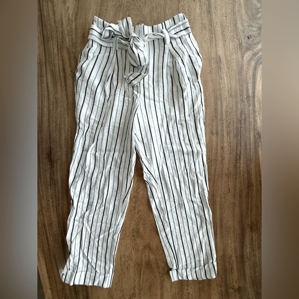 Moon River Black and White Striped Tie-Waist Pants